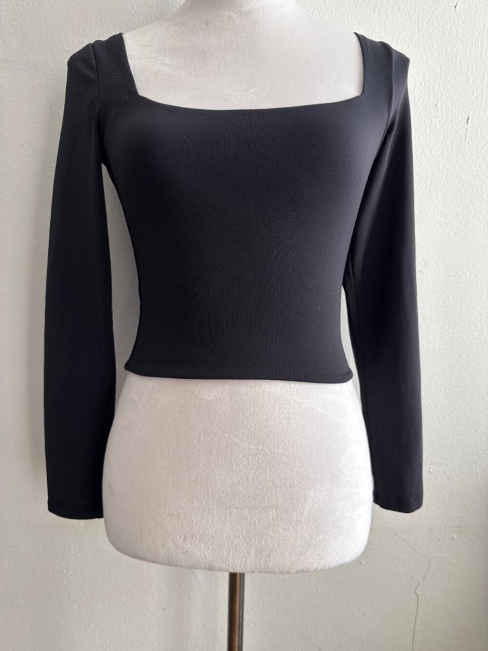Babaton L Sculpt Knit Square Neck Cropped Top Long Sleeve Black Sz Small